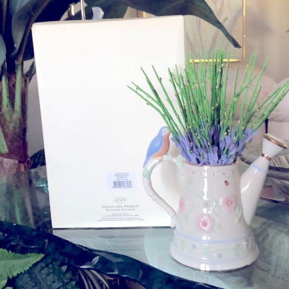 NIB LENOX PETALS AND PEARLS VASE - Picture 9 of 9